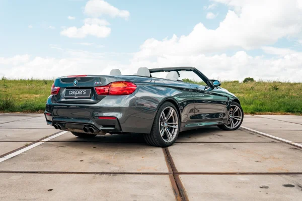 Foto 3 van fotogallerij BMW M4 Cabrio uit 2014