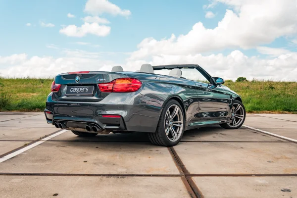 Foto 6 van fotogallerij BMW M4 Cabrio uit 2014