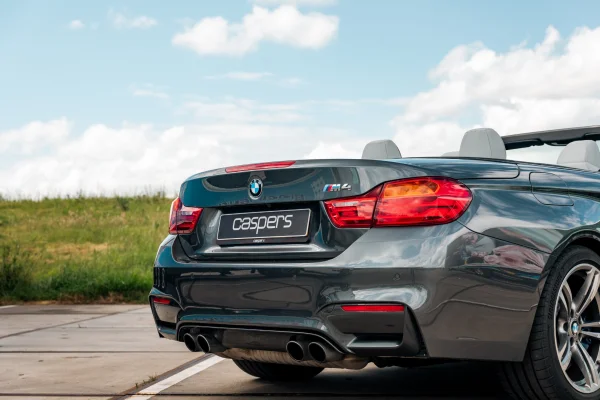 Foto 13 van fotogallerij BMW M4 Cabrio uit 2014