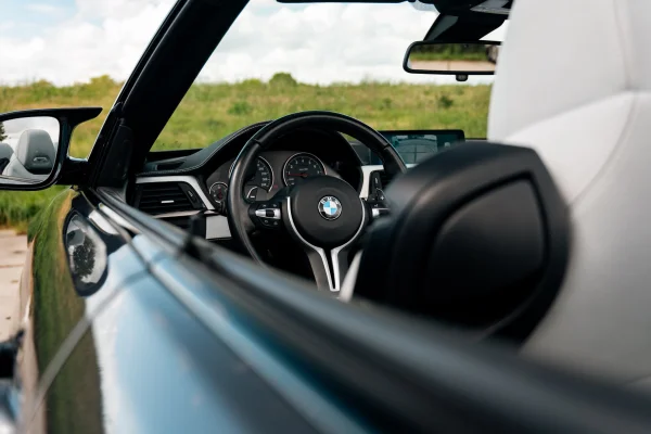 Foto 14 van fotogallerij BMW M4 Cabrio uit 2014