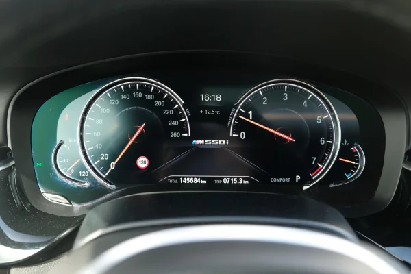 Foto 29 van fotogallerij BMW M550i uit 2018