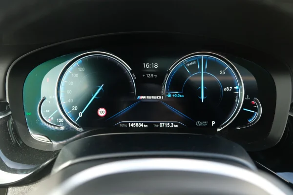 Foto 30 van fotogallerij BMW M550i uit 2018