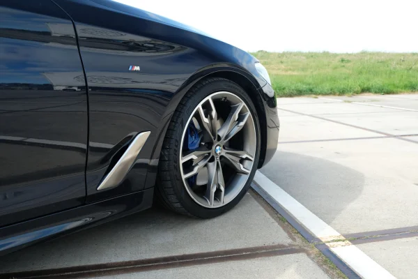 Foto 17 van fotogallerij BMW M550i uit 2018