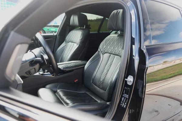 Foto 1 van fotogallerij BMW M550i uit 2018