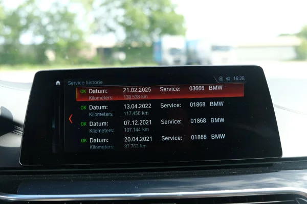 Foto 43 van fotogallerij BMW M550i uit 2018
