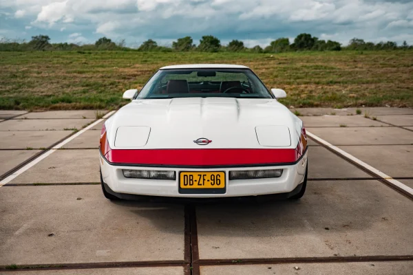 Foto 2 van fotogallerij Chevrolet Corvette C4 uit 1984