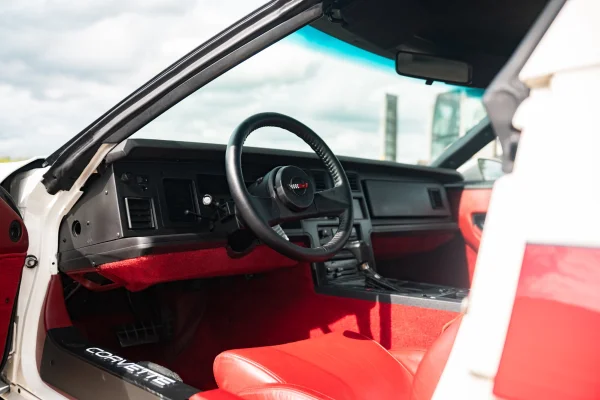 Foto 12 van fotogallerij Chevrolet Corvette C4 uit 1984