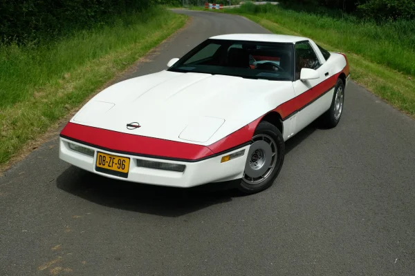 Foto 11 van fotogallerij Chevrolet Corvette C4 uit 1984