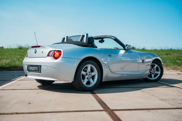 Foto 6 van fotogallerij BMW Z4 Roadster uit 2004