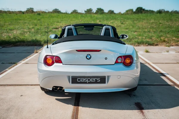 Foto 4 van fotogallerij BMW Z4 Roadster uit 2004