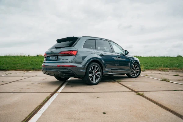 Foto 12 van fotogallerij Audi Q7 Competition uit 2020