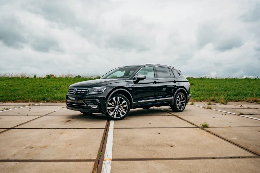 Foto 0 van fotogallerij Volkswagen Tiguan Allspace 2.0 TSI 4Motion Highline Business R 7p. uit 2020