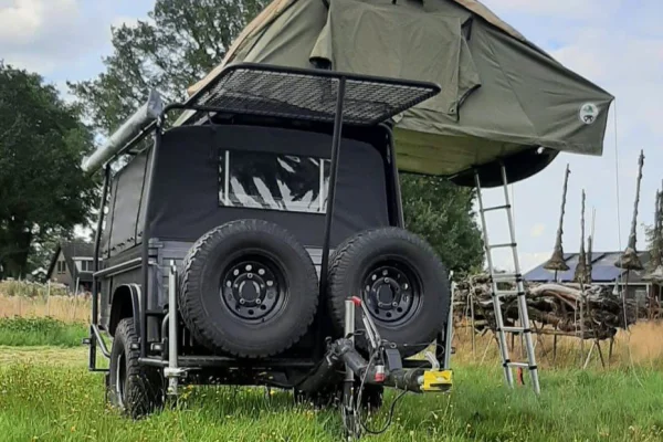 Foto 2 van fotogallerij Land Rover Camper Aanhangwagen uit 2006