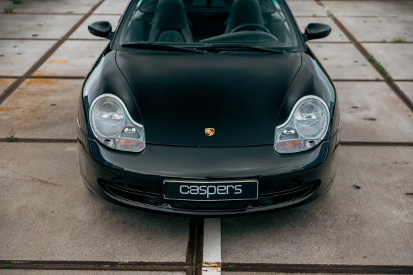 Foto 5 van fotogallerij Porsche 911 Carrera 4 uit 1999