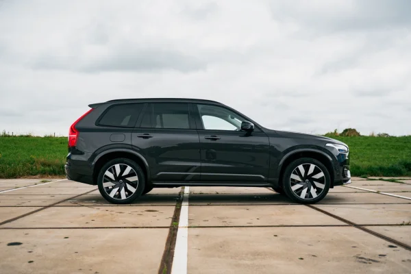 Foto 8 van fotogallerij Volvo XC90 T8 Recharge uit 2023