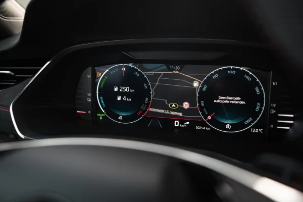 Foto 45 van fotogallerij Skoda Octavia Combi RS uit 2024
