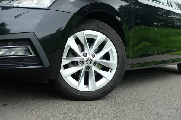 Foto 10 van fotogallerij Skoda Octavia Combi uit 2021