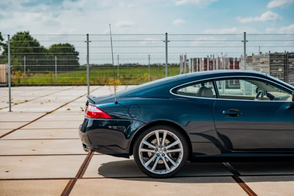 Foto 13 van fotogallerij Jaguar XKR 4.2 Coupe uit 2007