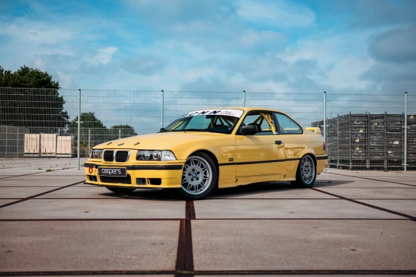 Foto 3 van fotogallerij BMW 3-serie Coupé M3 uit 1993