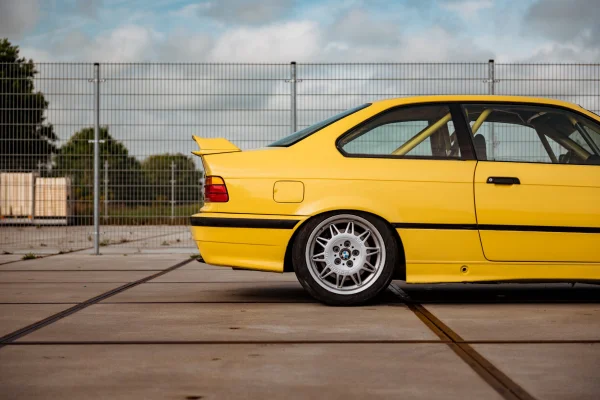 Foto 11 van fotogallerij BMW 3-serie Coupé M3 uit 1993