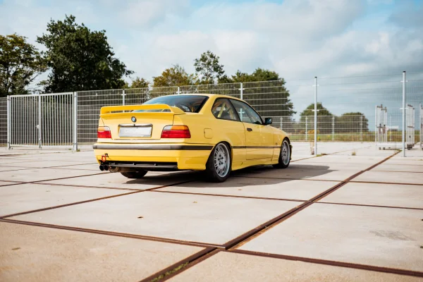 Foto 17 van fotogallerij BMW 3-serie Coupé M3 uit 1993