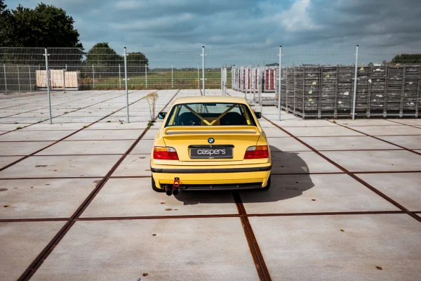 Foto 18 van fotogallerij BMW 3-serie Coupé M3 uit 1993