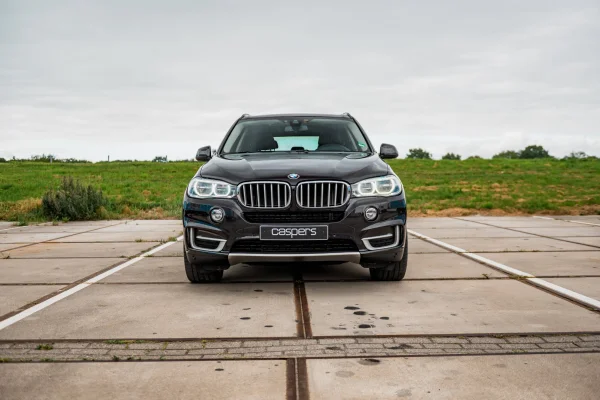 Foto 2 van fotogallerij BMW X5 xDrive40d uit 2015