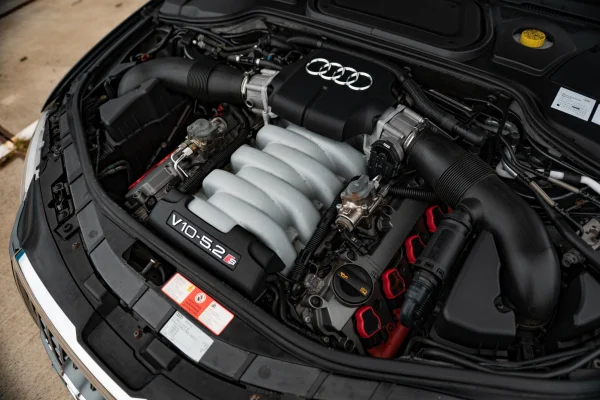 Foto 9 van fotogallerij Audi S8 uit 2007