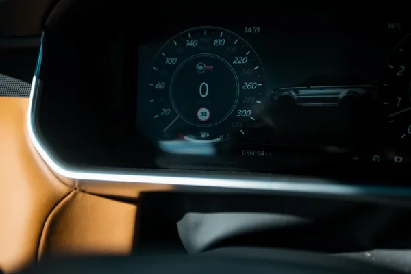 Foto 26 van fotogallerij Land Rover Range Rover Sport SVR uit 2019