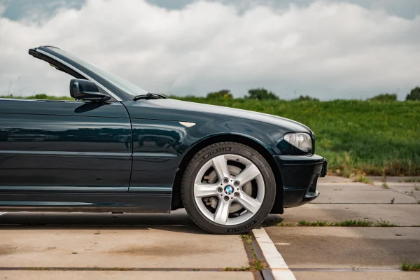 Foto 4 van fotogallerij BMW 330Ci uit 2004