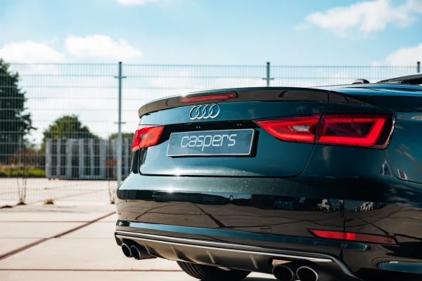 Foto 11 van fotogallerij Audi S3 Cabriolet uit 2015