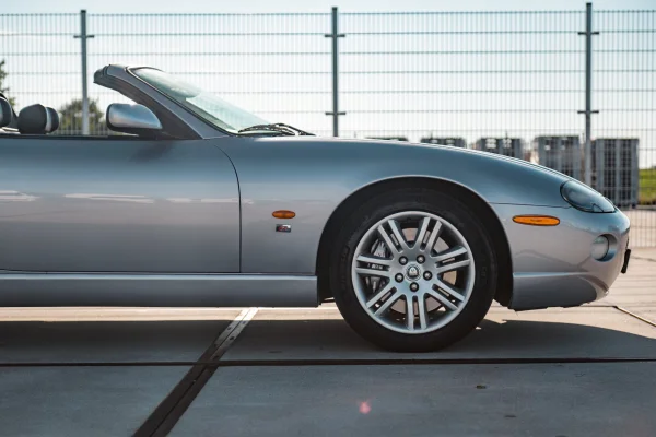 Foto 9 van fotogallerij Jaguar XKR uit 2005