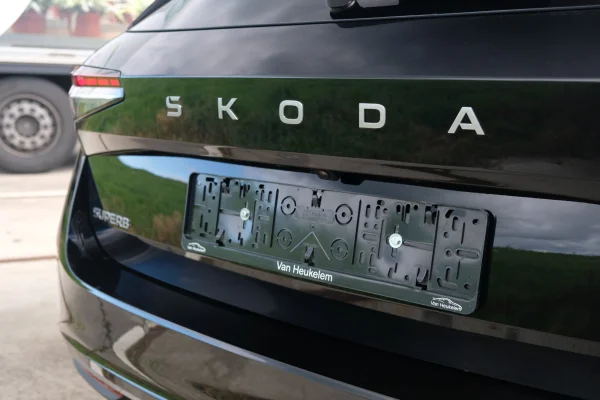 Foto 18 van fotogallerij Skoda Superb Combi Plug-in Hybrid uit 2024