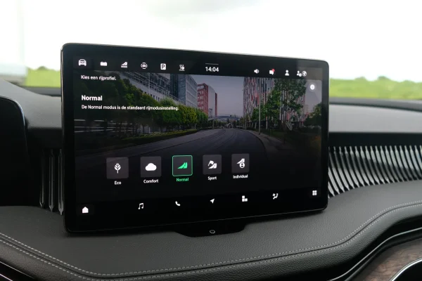 Foto 48 van fotogallerij Skoda Superb Combi Plug-in Hybrid uit 2024