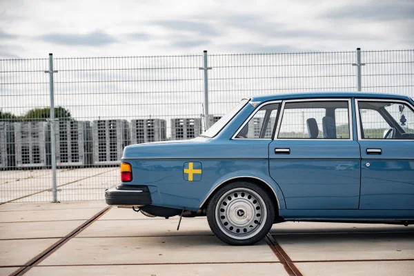 Foto 13 van fotogallerij Volvo 244 Restomod uit 1978