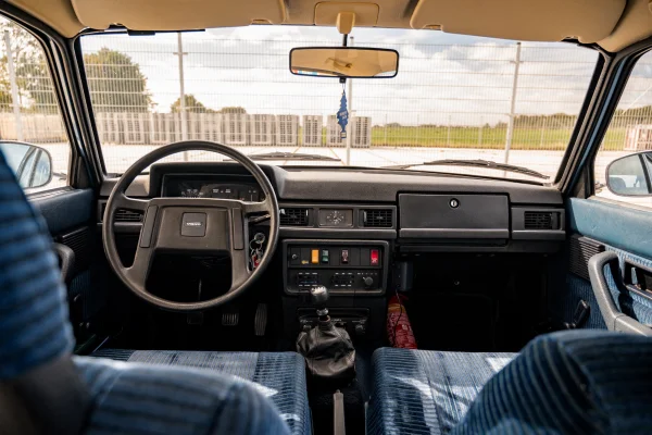 Foto 28 van fotogallerij Volvo 244 Restomod uit 1978