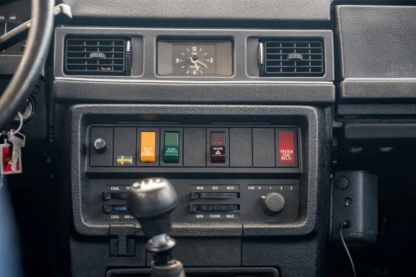 Foto 31 van fotogallerij Volvo 244 Restomod uit 1978