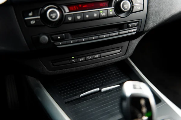 Foto 33 van fotogallerij BMW X5 xDrive35i uit 2011