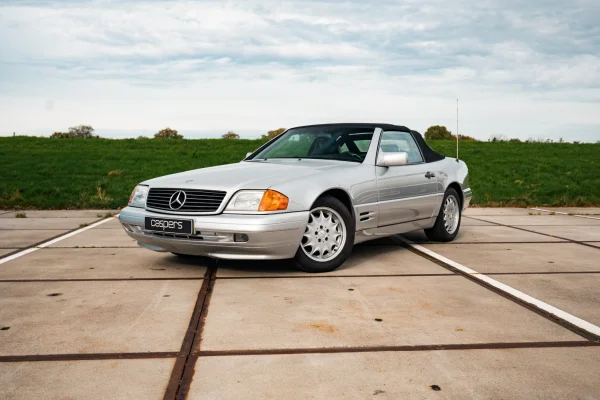 Foto 5 van fotogallerij Mercedes-Benz SL320 uit 1996