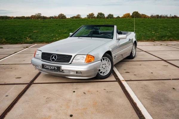 Foto 13 van fotogallerij Mercedes-Benz SL320 uit 1996