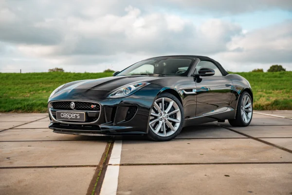Foto 2 van fotogallerij Jaguar F-Type uit 2013