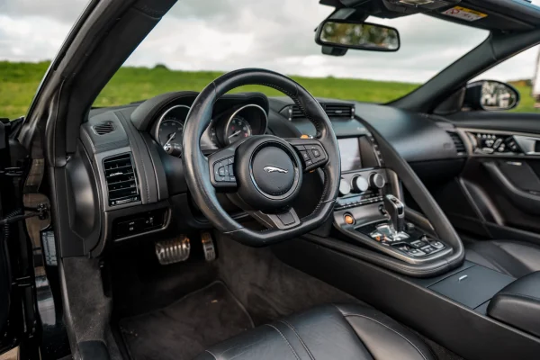 Foto 22 van fotogallerij Jaguar F-Type uit 2013