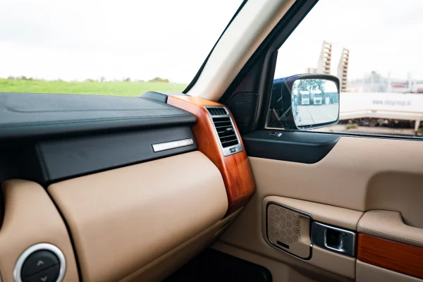 Foto 34 van fotogallerij Land Rover Range Rover uit 2009