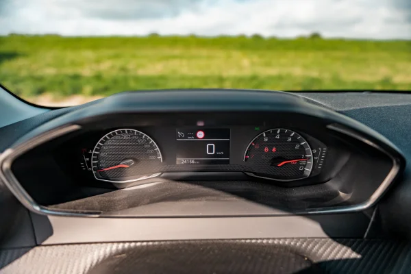 Foto 20 van fotogallerij Peugeot Peugeot 208 1.2 PureTech Active Pack uit 2023