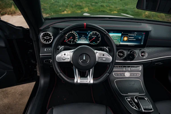 Foto 26 van fotogallerij Mercedes-Benz E53 AMG uit 2019