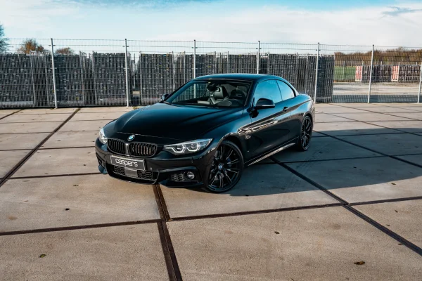 Foto 10 van fotogallerij BMW 440i Cabrio uit 2017