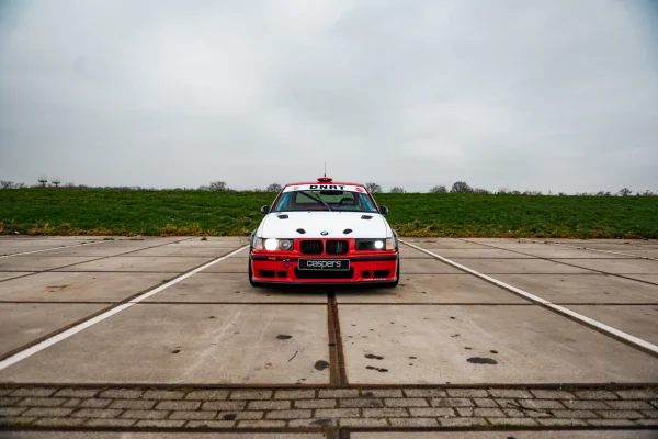 Foto 5 van fotogallerij BMW E36 330i Compact uit 1995