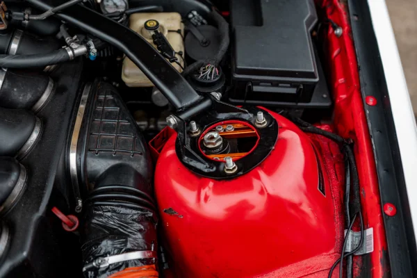 Foto 14 van fotogallerij BMW E36 330i Compact uit 1995