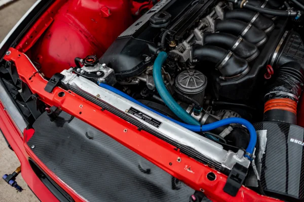 Foto 16 van fotogallerij BMW E36 330i Compact uit 1995