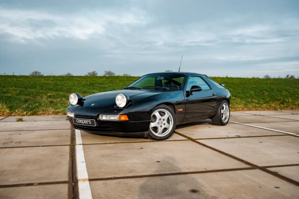 Foto 1 van fotogallerij Porsche 928 GTS uit 1992